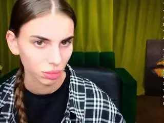 Camsoda Free Live Porn of emmigreen