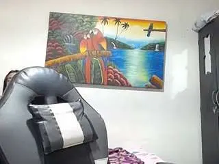 Camsoda Sex Chat of dulcee-cherry