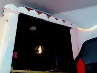 Camsoda Watch Live Sex Cams of carolinna-doll