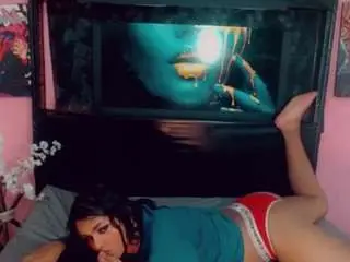 Camsoda Sex Cam of alejandra-montenegro