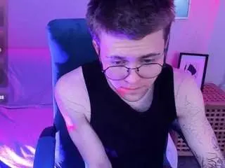 Camsoda Nude Webcam of tomasnorton