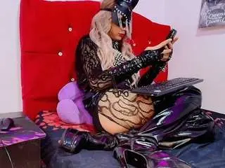 Camsoda Adult Webcam of mistress-edggy