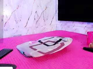 Camsoda Watch Live Sex Cams of stefany-collins