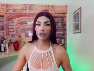 Camsoda Sex Cam of emeli-roushot