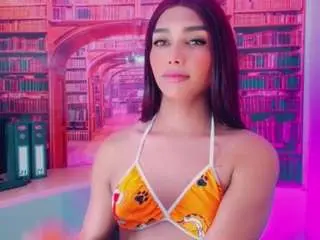 Camsoda Free Porn Cam of emeli-roushot