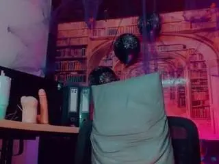 Camsoda Sex Cam of emeli-roushot