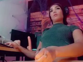 Camsoda Live Sex Cam of emeli-roushot