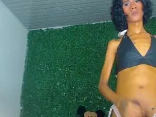 Camsoda Best live sex cam show of sexymcqueenx24cm