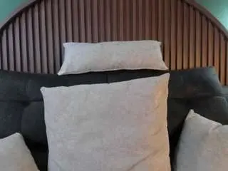 Camsoda Watch Live Sex Cams of shannel-queen