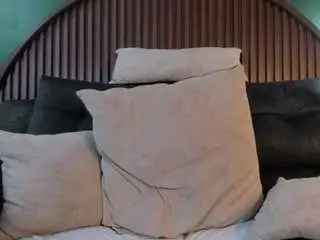 Camsoda Nude Webcam of shannel-queen