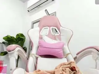 caroline-hall from camsoda