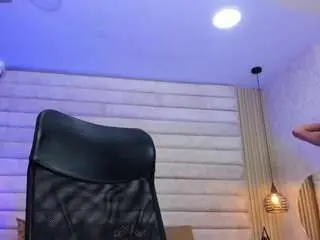 Camsoda Private Sex Chat of keytin-thomson