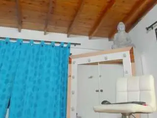 Camsoda Live Sex of emilhornett