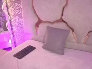 Camsoda Free Live Porn of cyrus-tay
