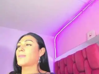 Camsoda Sex Cam of sexxy-naomi