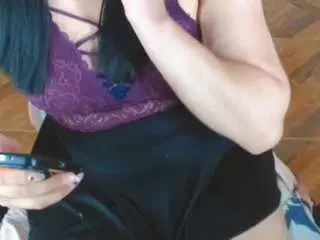 Camsoda Nude Webcam of geishasenier21