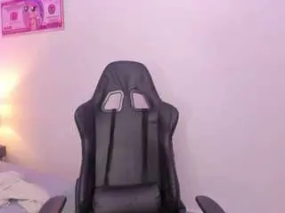 Camsoda Adult Webcams of megan-miles02