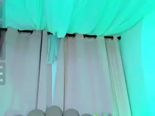 Camsoda Sex Cam of nicolemadrird