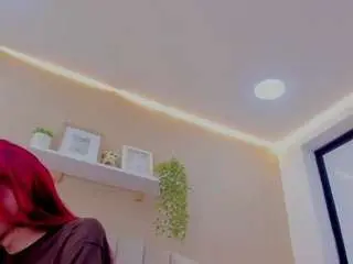 Camsoda Free Live Porn of mia-thompson-1