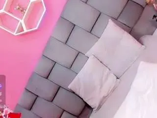 Camsoda Free Live Porn of mimirubyjanee