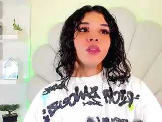 Camsoda Free Porn Cam of valentinamarinn