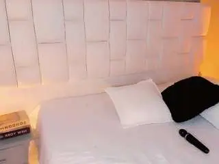 Camsoda Live Sex Cam of valentinamarinn