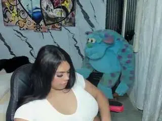 Camsoda Adult Video Chat of gizibehotts