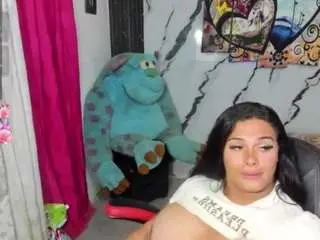 Camsoda Free Live Porn of gizibehotts