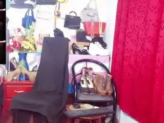 Camsoda Adult Webcam of ximenamoreira