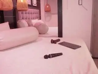 Camsoda Nude Webcam of bellat-slatin