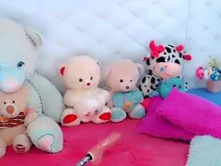 Camsoda Watch Live Sex Cams of alanna-dollsx