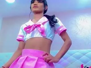 alanna-dollsx from camsoda