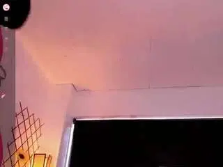 Camsoda Sex Chat of kendall-hornyy