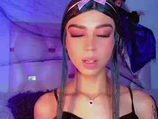 Camsoda Free Live Porn of sarahh-sophia