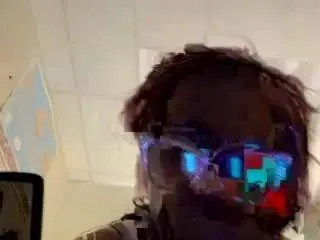 Camsoda Live Sex Cam of sapphicfootslut