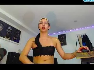 Camsoda Sex Chat of lorens-sophia