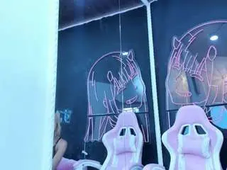 venusmillers from camsoda