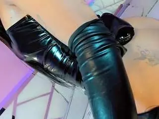 Camsoda Adult Webcam of foxbeky21