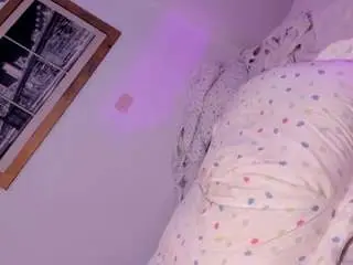 Camsoda Adult Webcams of naomy-silva