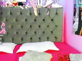 Camsoda Adult Webcams of cute-enderlyn21