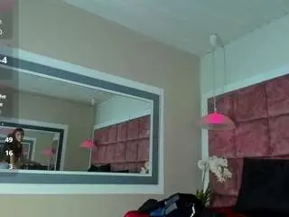 Camsoda Free Porn Cam of mxli-divine