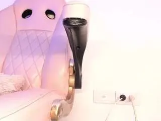 Camsoda Sex Chat of mia-royal