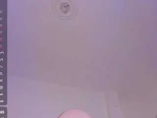Camsoda Private Sex Chat of mia-royal