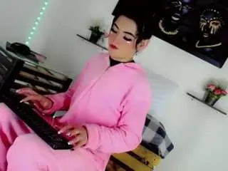 Camsoda Nude Webcam of apriljades18