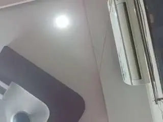 Camsoda Nude Webcam of mngcrown