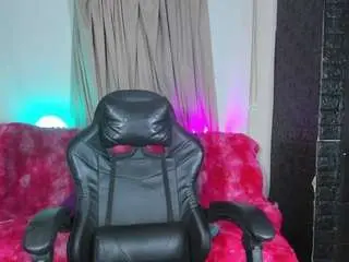 Camsoda Watch Live Sex Cams of kittyqueen01