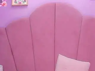 Camsoda Free Porn Cam of valeriaaguilar