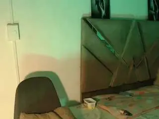 Camsoda Nude Webcam of karolla-bigcock