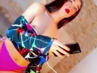 Camsoda Sex Cam of adrianawhitepervert