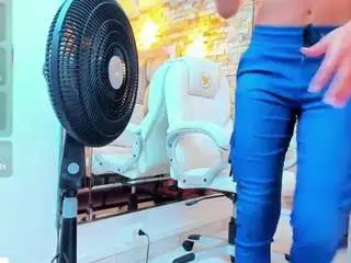 Camsoda Sex Cam of valirya-devote